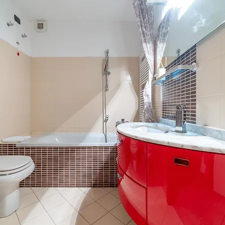 Luxury & Cozy 90 Sqm Flat Facing “bosco Verticale” Mediolan