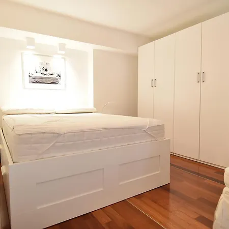 Luxury & Cozy 90 Sqm Flat Facing “bosco Verticale” Διαμέρισμα