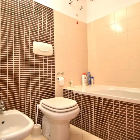 Luxury & Cozy 90 Sqm Flat Facing “bosco Verticale” Διαμέρισμα Μιλάνο