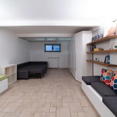 Luxury & Cozy 90 Sqm Flat Facing “bosco Verticale” Μιλάνο